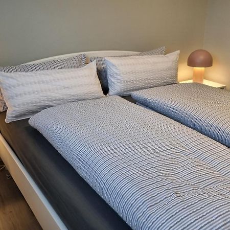 Haus Spoekenkieker Loppersum Apartment บอร์คุม ภายนอก รูปภาพ